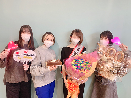 名塚佳織、沢城みゆき、小清水亜美、三瓶由布子←この世代の声優ｗｗｗ