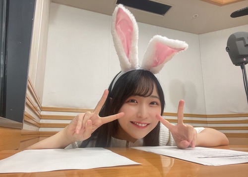【画像】声優・羊宮妃那「うさ耳付けてみました❤」
