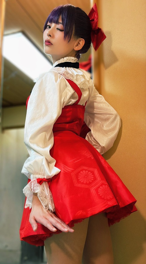 元祖あたシコ声優・上坂すみれさん、パンチラギリギリのミニスカでオタクを誘惑