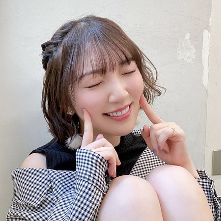 バンドリ声優・豊田萌絵の水着にファン大興奮! 相方・伊藤美来を救う大胆グラビア