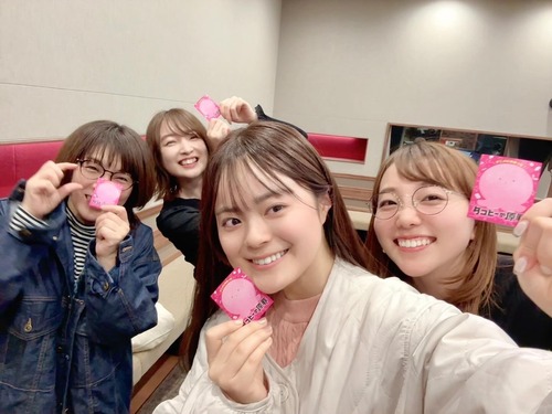 【画像】タコピー声優さん、子供はちゃんと考えて作れと言わんばかりのポーズでﾊﾟｼｬﾘ