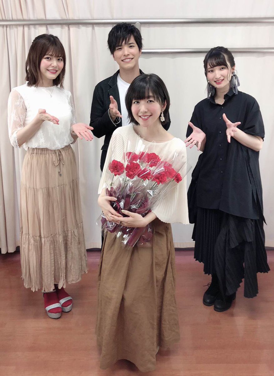 画像 茅野愛衣さん 母の日にカーネーションをもらう Juuuke 画像 茅野愛衣さん 母の日にカーネーションをもらう Juuuke