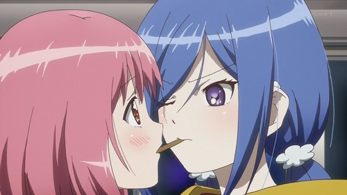 【画像】百合アニメ見てたらメインキャラが急に惨殺されたんやが…😨