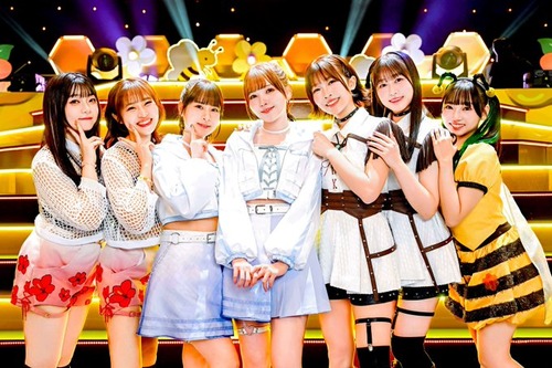 【朗報】30超えた女性声優に腹出し衣装を着せまくるコンテンツｗｗｗｗ