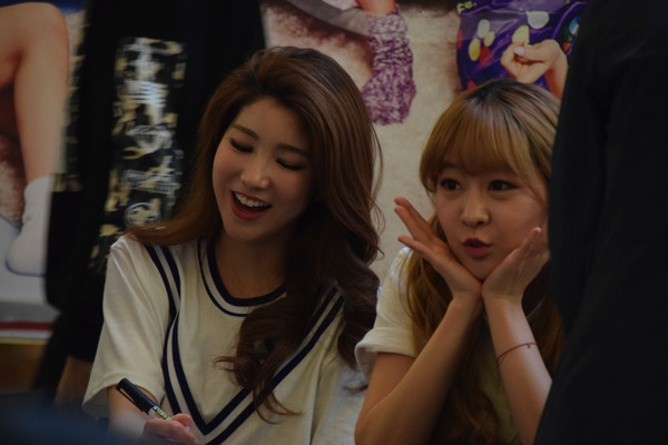 LABOUM #23