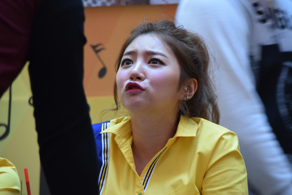 LABOUM #25