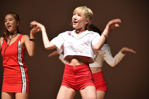 LABOUM #50