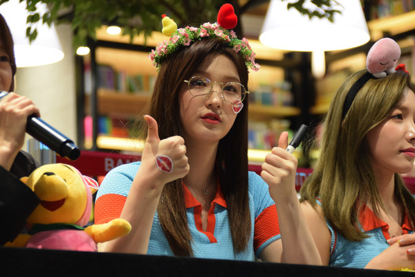 LABOUM #62