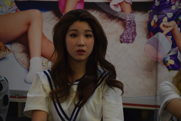 LABOUM #56