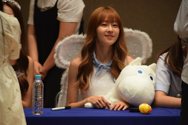 LABOUM #25