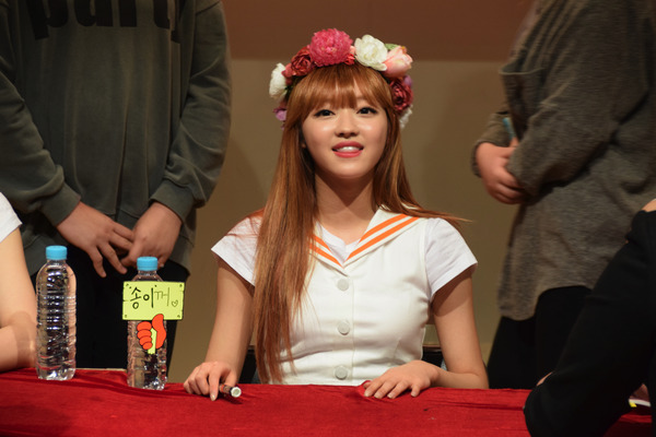 OH MY GIRL #48