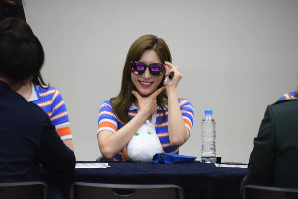 LABOUM #11