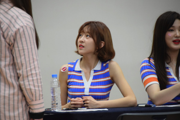 LABOUM #32