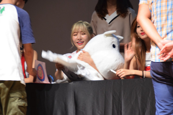 LABOUM #18