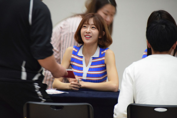 LABOUM #17
