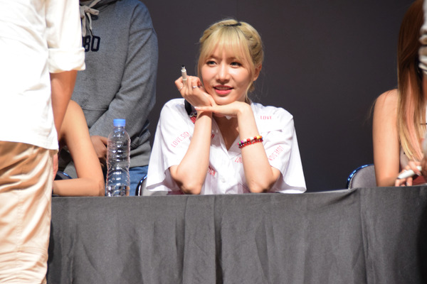 LABOUM #43