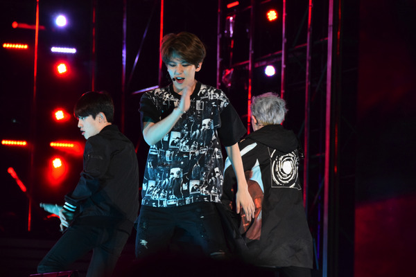 EXO