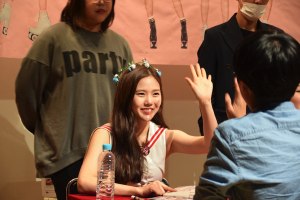 OH MY GIRL #59