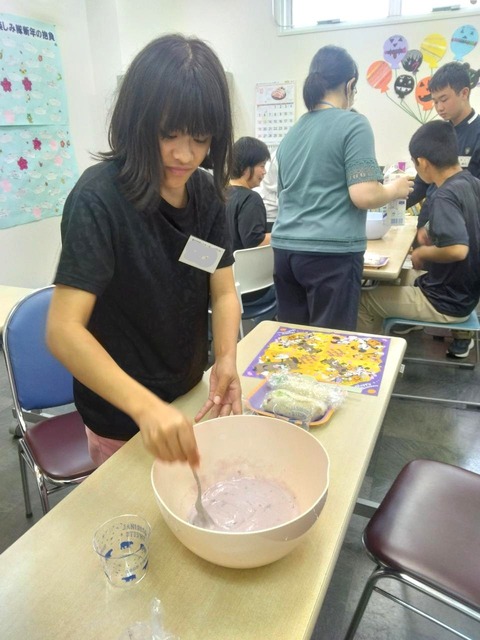 フルーチェまぜます