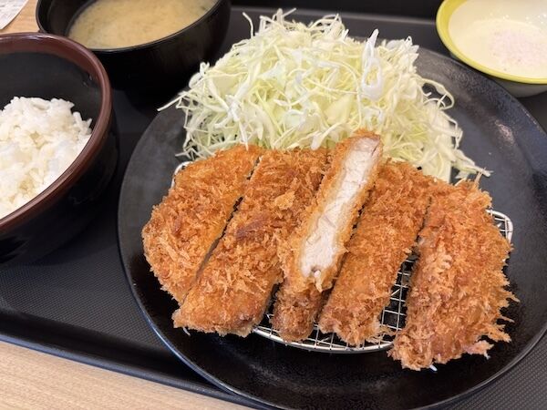 【休日のご飯】松のやのとんかつ