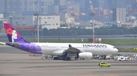 ハワイアン航空機が成田に緊急着陸！今月2回目です。