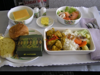 MH-Cクラスセブ→コタキナバル機内食01