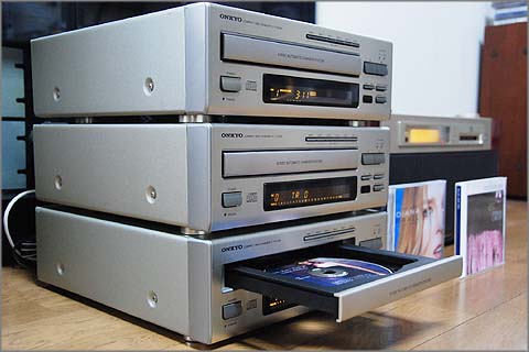 ONKYO 6連装CDP C-711CHM 纏めてリペア : Jazz工房Nishimuraの ONKYO 6連装CDP C-711CHM 纏めてリペア : Jazz工房Nishimuraの