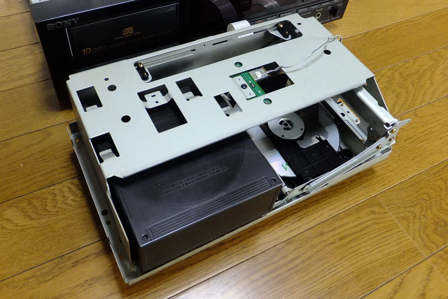 SONY 10連装CDプレーヤー、CDP-C910の修理復活 : Jazz工房 SONY 10連装CDプレーヤー、CDP-C910の修理復活 : Jazz工房