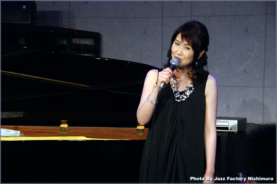 Kaori S Day 西村香織バータイムライブ 沢山のファンで埋め尽くされました Jazz工房nishimuraの徒然写真日記