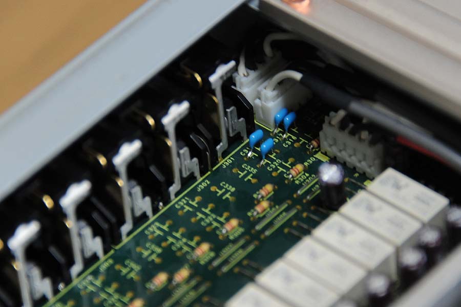 マランツ Marantz プリメインアンプ PM-17SA 修理 : Jazz工房 マランツ Marantz プリメインアンプ PM-17SA 修理 : Jazz工房