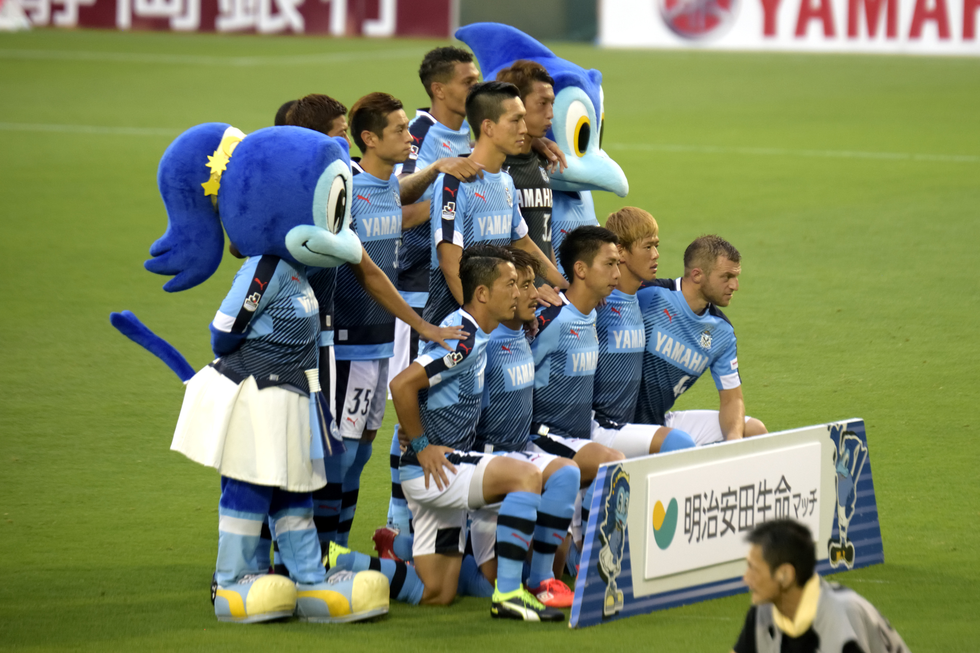ジュビロ磐田 16年 J1 2nd 第4節 首位川崎fとの試合はエキサイティングな熱戦の末ドロー決着 The Miscellany By Izumi Chan ジュビロ磐田 16年 J1 2nd 第4節 首位川崎fとの試合はエキサイティングな熱戦の末ドロー決着 The Miscellany By Izumi Chan