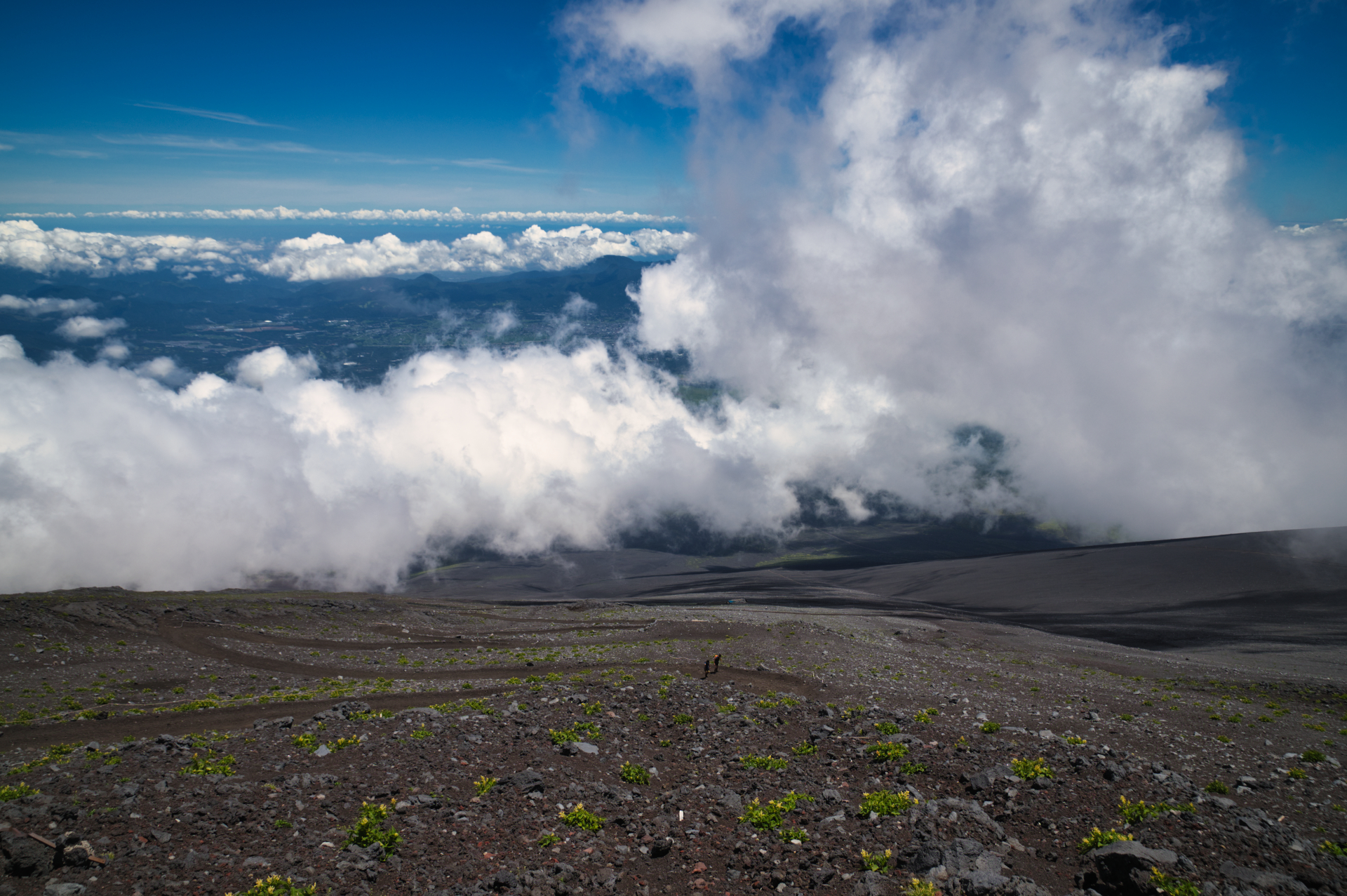 御殿場口から宝永山登山 後編 The Miscellany By Izumi Chan