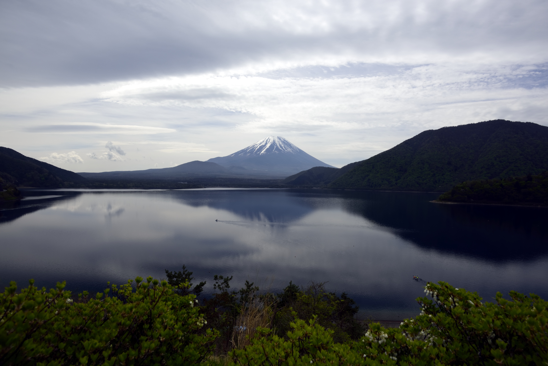 本栖湖 精進湖で逆さ富士も含め富士山を拝む The Miscellany By Izumi Chan 本栖湖 精進湖で逆さ富士も含め富士山を拝む The Miscellany By Izumi Chan