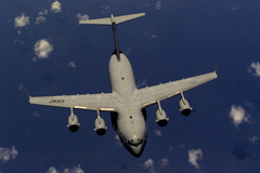 1200px-C-17_3