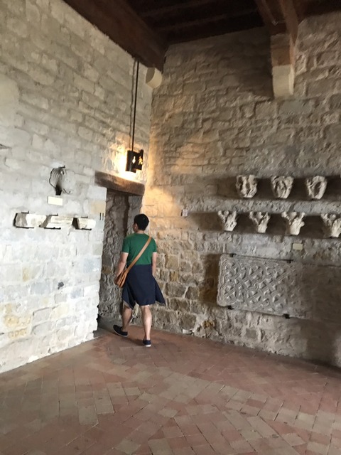 コンタル城内部