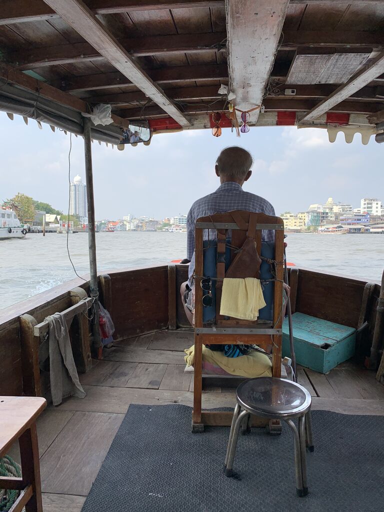 年末年始 タイ女子旅 ぼったくり チャオプラヤ川クルーズ 個人旅行大好き 村山さんちの家族旅行記 年末年始 タイ女子旅 ぼったくり チャオプラヤ川クルーズ 個人旅行大好き 村山さんちの家族旅行記