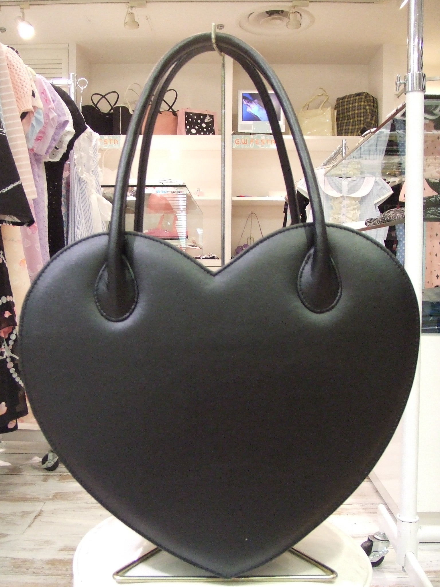 MILK 40th Anniversary ハートバッグ ミスティブルー MILK> 40THハートBAG : MILK MILKBOY SAPPORO BLOG