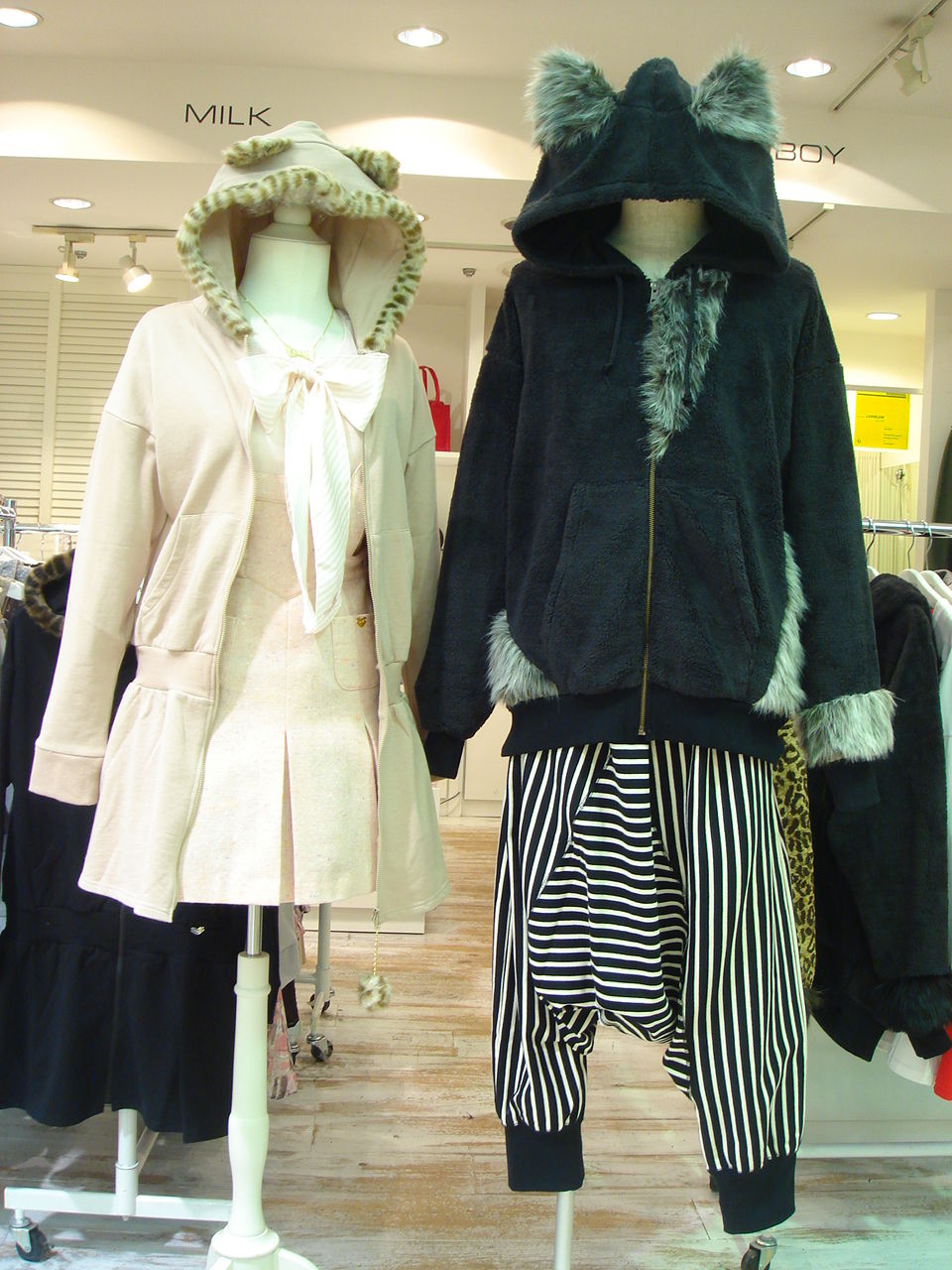 ☆ コーディネート紹介 ☆ ～CATパーカー～ : MILK MILKBOY SAPPORO BLOG