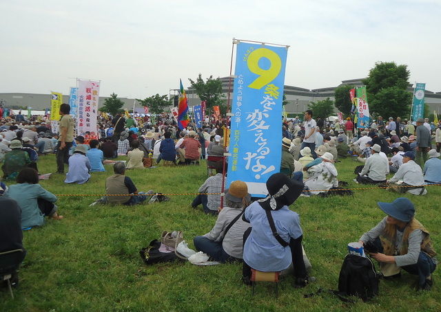 今年の5 3憲法集会 デモin東京 とめよう戦争への道 百万人署名運動 今年の5 3憲法集会 デモin東京 とめよう戦争への道 百万人署名運動