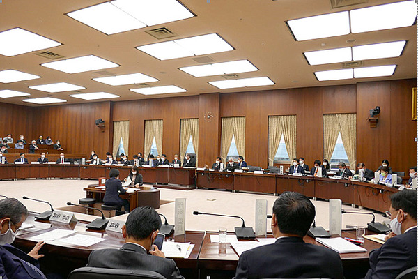 1203憲法審査会.psd