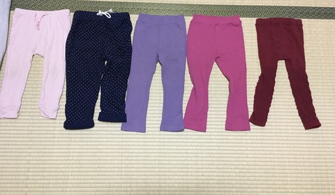 2歳3歳 秋冬レギンス比較 H M デビロック ユニクロ 90 100サイズ おひとりさま 高齢シンママの徒然
