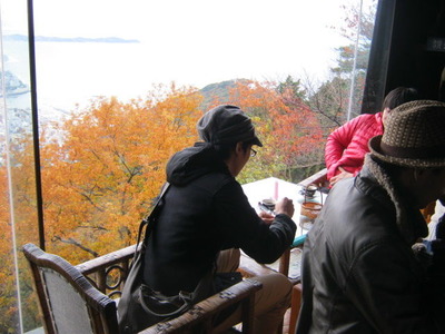 074