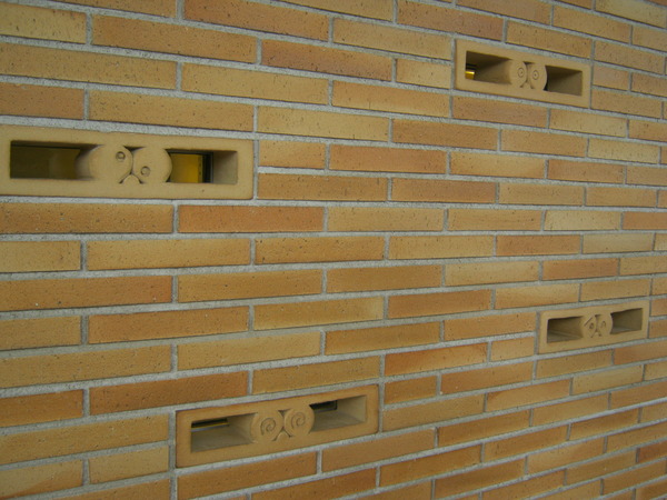 072