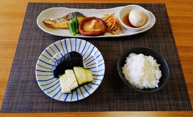 糠床の塩梅はどうかな 椎茸のバター醤油焼き 水は方円の器に随う 糠床の塩梅はどうかな 椎茸のバター醤油焼き 水は方円の器に随う