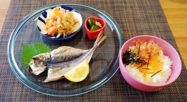 作り置きあってよかった変更出来てよかった 笑 きゅうりの昆布茶浅漬け 水は方円の器に随う 作り置きあってよかった変更出来てよかった 笑 きゅうりの昆布茶浅漬け 水は方円の器に随う