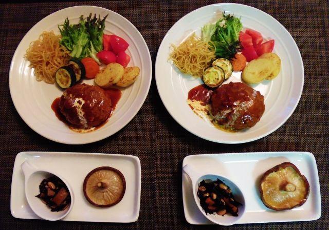 肉汁ジュワー 煮込みハンバーグ 水は方円の器に随う