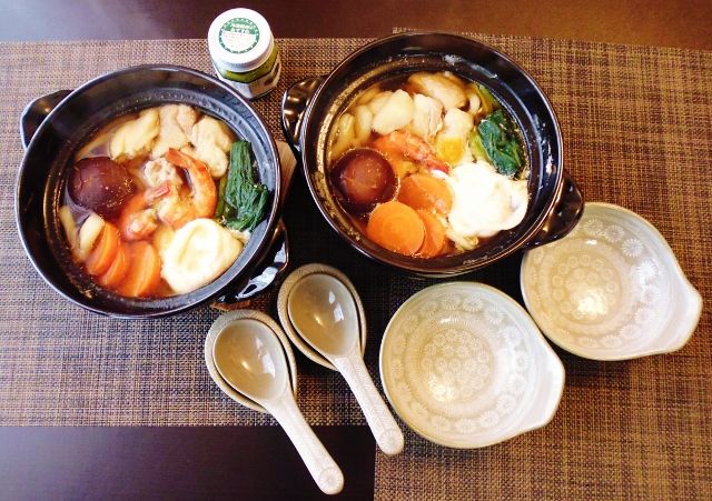 鍋焼きうどん始めました 水は方円の器に随う 鍋焼きうどん始めました 水は方円の器に随う
