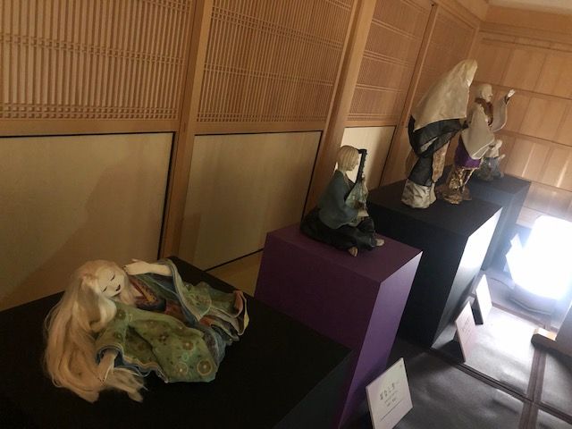 夢童由里子の世界展」設営現場に潜入 : 横井利明オフィシャルブログ