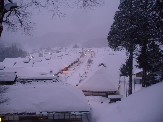 夜の大内宿散歩 : 南会津の輪！！