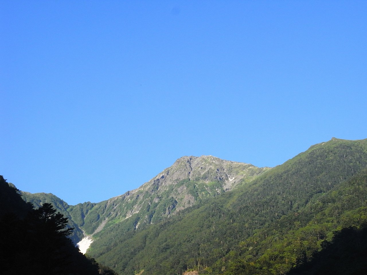 山岳移動シリーズ 山梨県南アルプス市 北岳 19 07 30 山岳移動の香り 山岳移動シリーズ 山梨県南アルプス市 北岳 19 07 30 山岳移動の香り